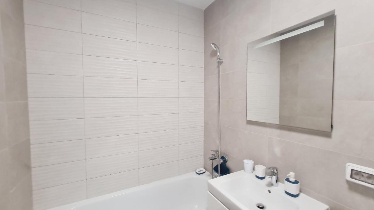 5* Luxury Near Avram Iancu Sq New. Private Parking Leilighet Cluj-Napoca Eksteriør bilde